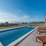 Villa Zrinko Privlaka (Zadar)