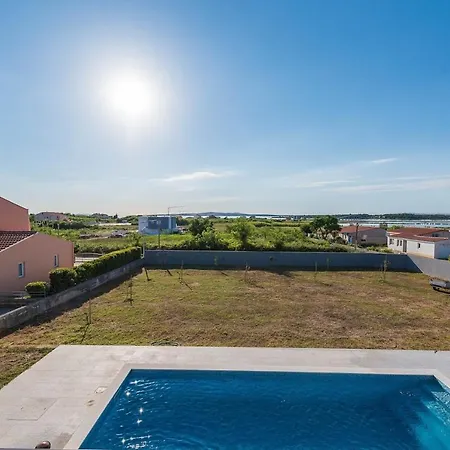 Zrinko * Privlaka (Zadar)