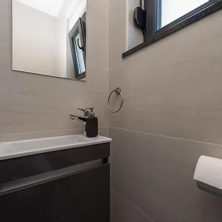 Vila Zrinko Privlaka (Zadar)