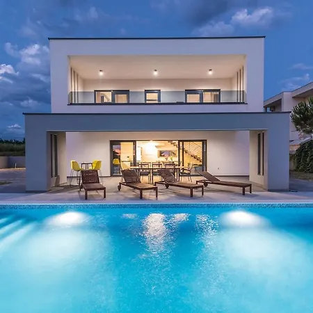 Villa Zrinko Privlaka (Zadar)